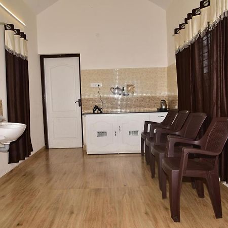 Вилла Stone Bungalow Кодайканал Экстерьер фото